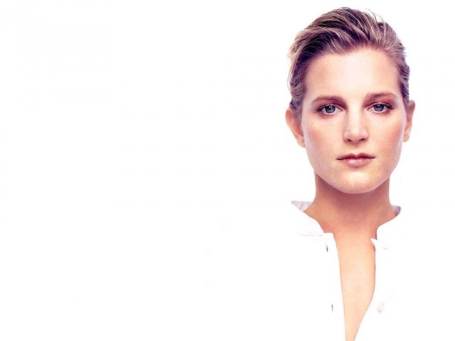 Bridget Fonda Fotoğrafı