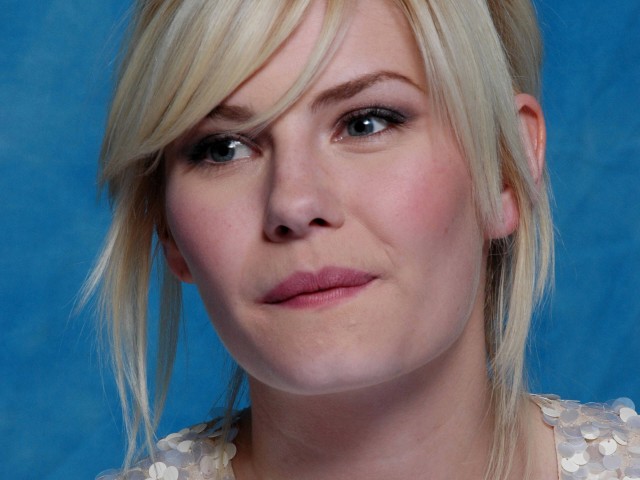 Elisha Cuthbert Fotoğrafı