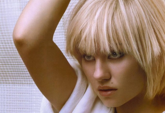 Elisha Cuthbert Fotoğrafı