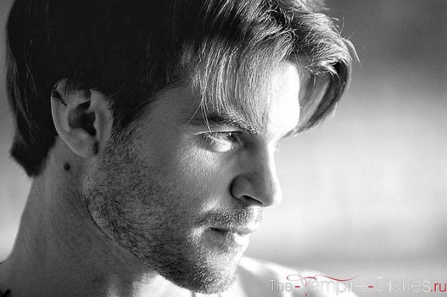 Daniel Gillies Fotoğrafı