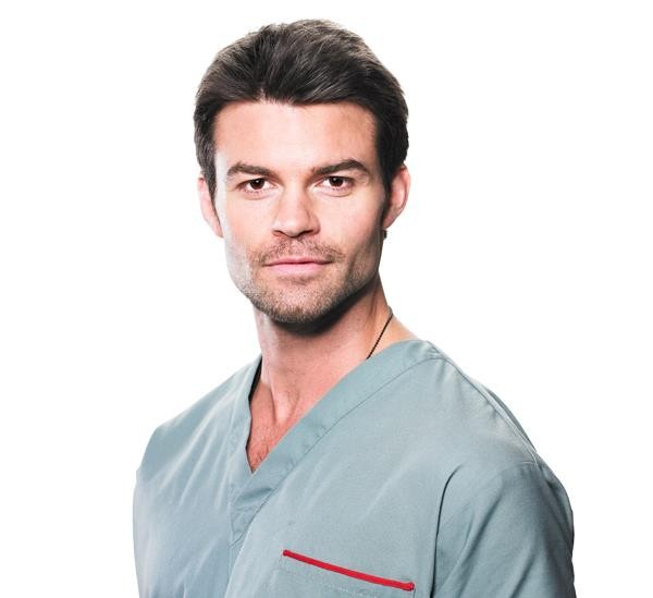 Daniel Gillies Fotoğrafı