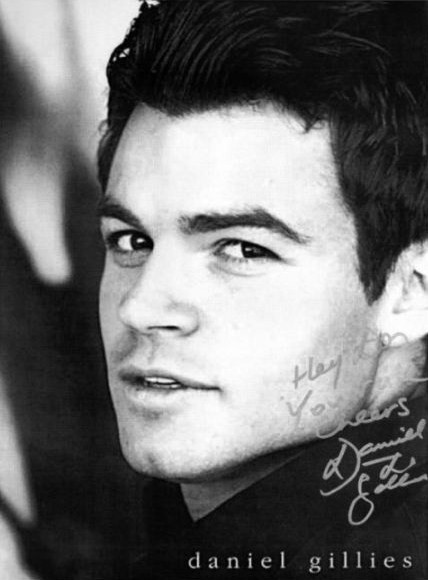 Daniel Gillies Fotoğrafı