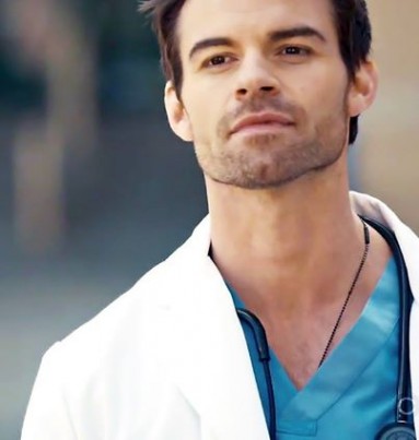 Daniel Gillies Fotoğrafı