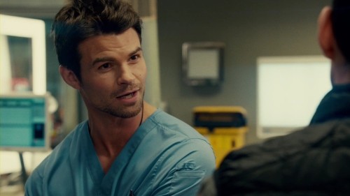 Daniel Gillies Fotoğrafı