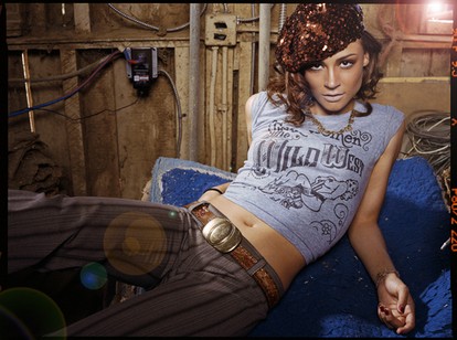 Samaire Armstrong fotoğrafı