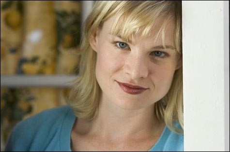 Melinda Page Hamilton fotoğrafı