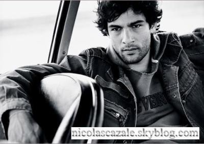 Nicolas Cazalé fotoğrafı