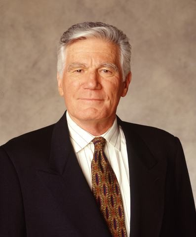 Mitch Ryan fotoğrafı