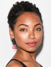 Logan Browning fotoğrafı
