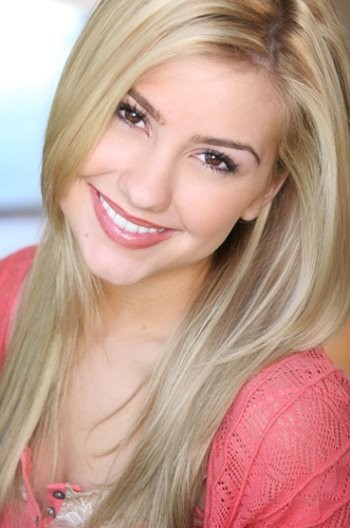Chelsea Kane Fotoğrafı
