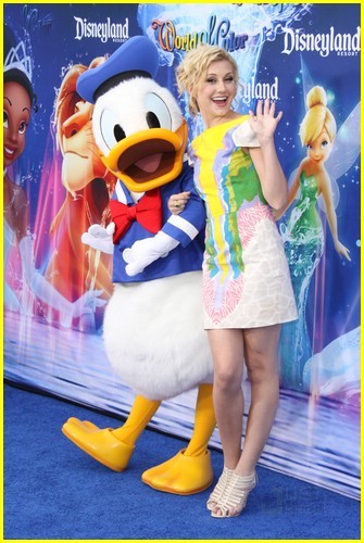 Chelsea Kane Fotoğrafı