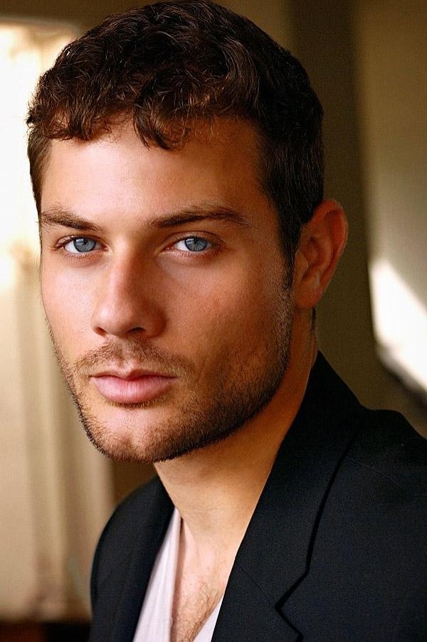 Gino Anthony Pesi fotoğrafı