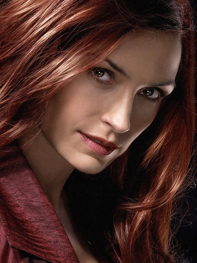 Famke Janssen fotoğrafı