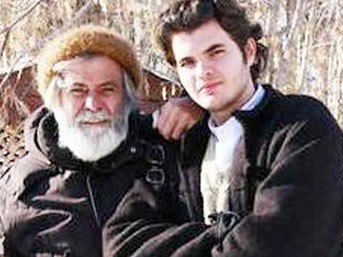 Tarık Akan Fotoğrafı