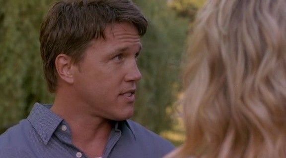 Lochlyn Munro fotoğrafı