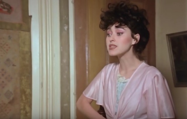 Yaprak Özdemiroğlu fotoğrafı