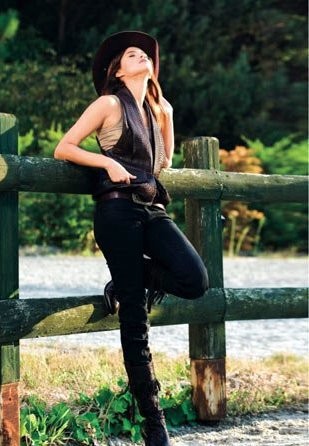 Nehir Erdoğan Fotoğrafı