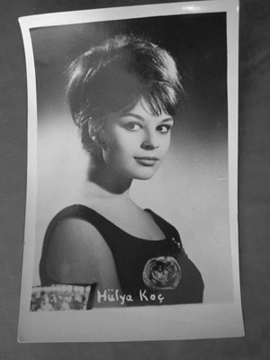 Hülya Koçyiğit Fotoğrafı