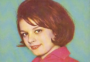 Hülya Koçyiğit Fotoğrafı