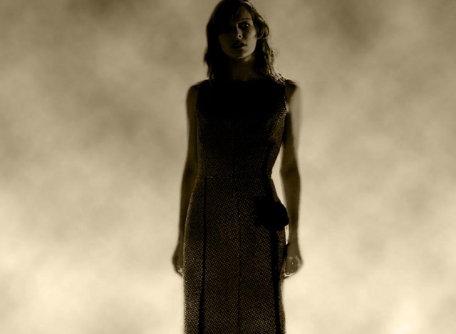 Milla Jovovich Fotoğrafı