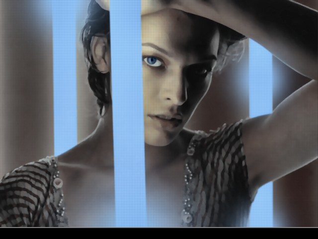 Milla Jovovich Fotoğrafı