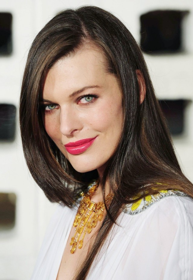 Milla Jovovich Fotoğrafı