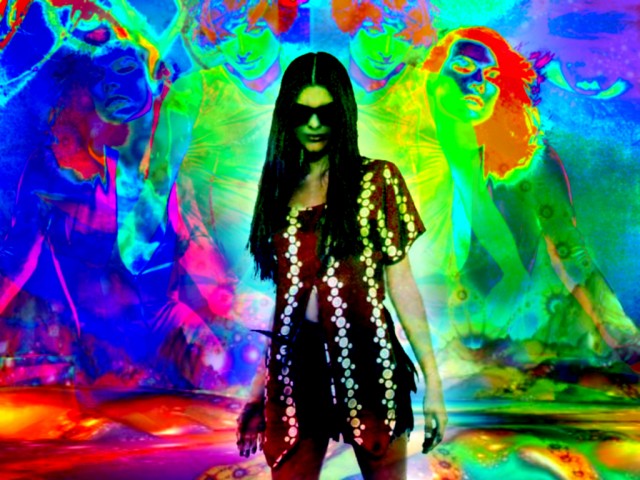 Milla Jovovich Fotoğrafı