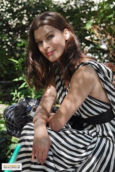 Milla Jovovich Fotoğrafı