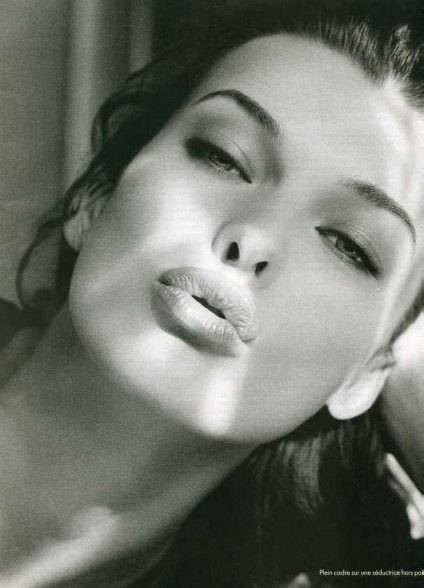 Milla Jovovich Fotoğrafı