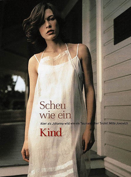 Milla Jovovich Fotoğrafı