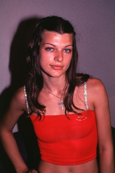 Milla Jovovich Fotoğrafı
