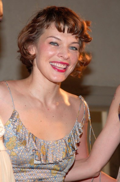 Milla Jovovich Fotoğrafı