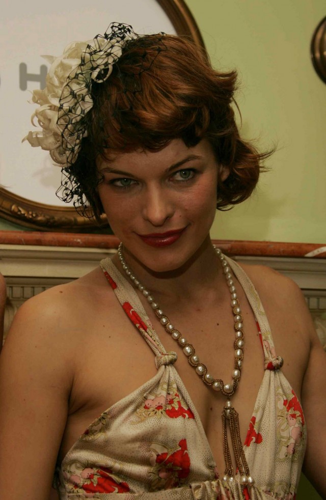 Milla Jovovich Fotoğrafı