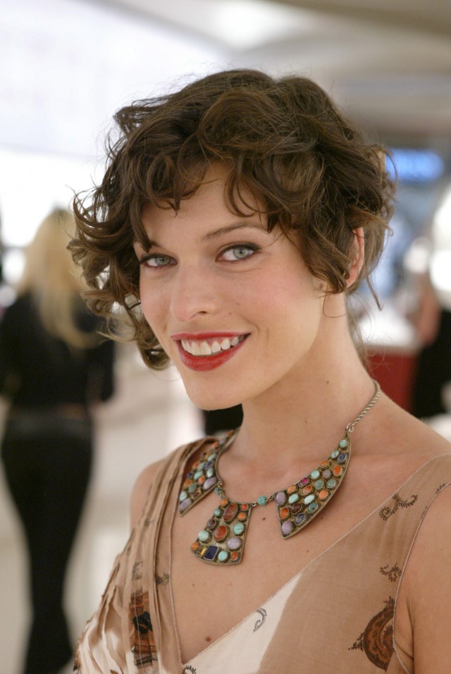 Milla Jovovich Fotoğrafı