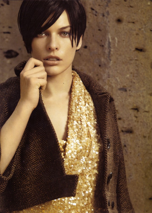 Milla Jovovich Fotoğrafı