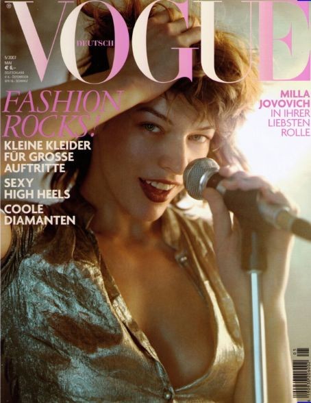 Milla Jovovich Fotoğrafı