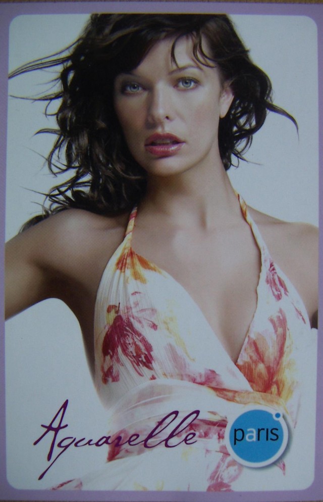 Milla Jovovich Fotoğrafı