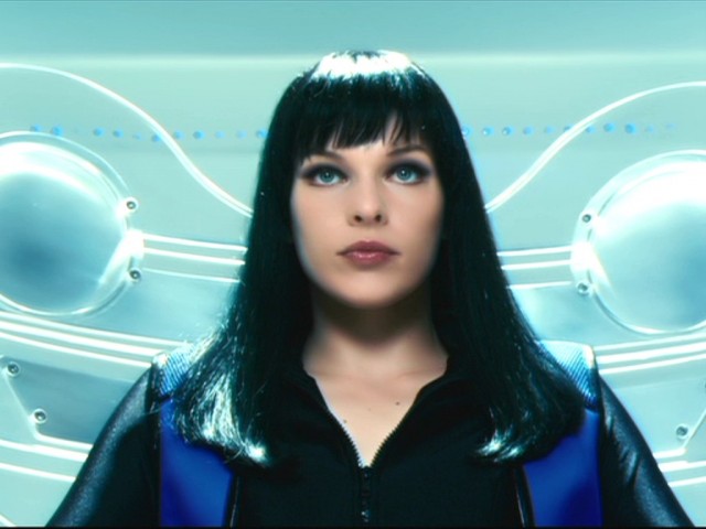 Milla Jovovich Fotoğrafı