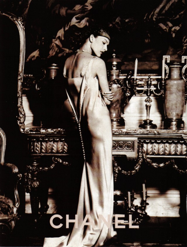 Milla Jovovich Fotoğrafı