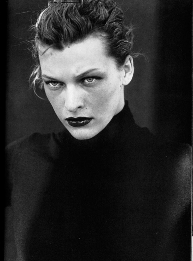 Milla Jovovich Fotoğrafı