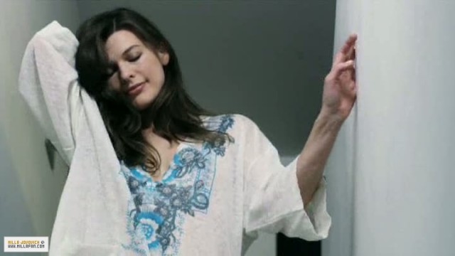 Milla Jovovich Fotoğrafı