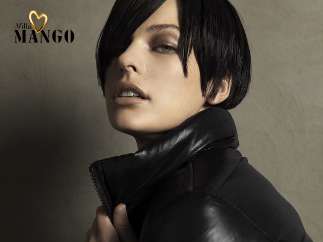 Milla Jovovich Fotoğrafı