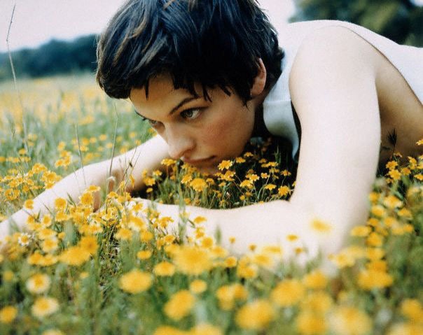 Milla Jovovich Fotoğrafı