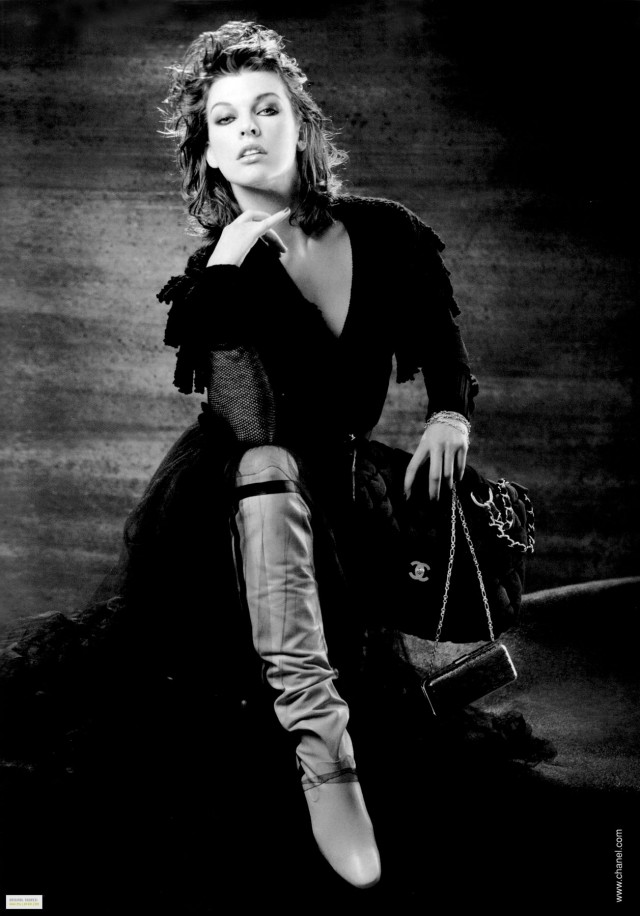 Milla Jovovich Fotoğrafı