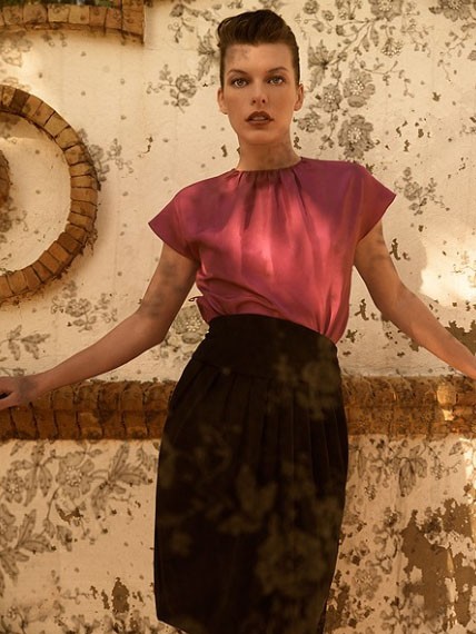 Milla Jovovich Fotoğrafı