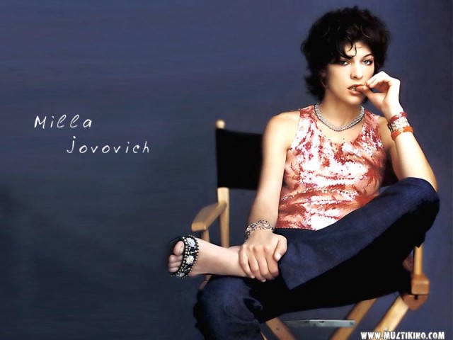 Milla Jovovich Fotoğrafı