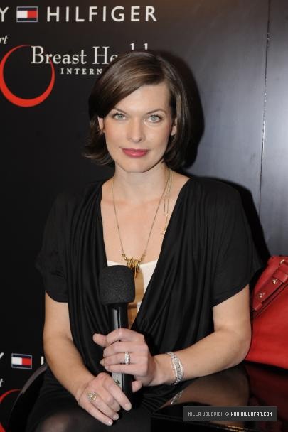 Milla Jovovich Fotoğrafı