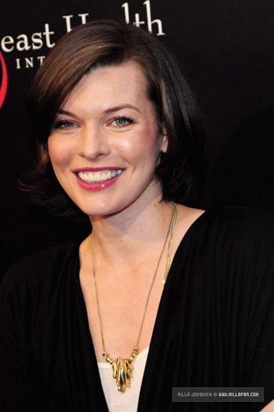 Milla Jovovich Fotoğrafı