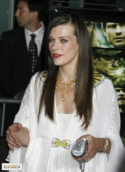 Milla Jovovich Fotoğrafı