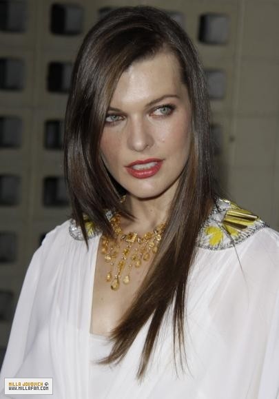 Milla Jovovich Fotoğrafı